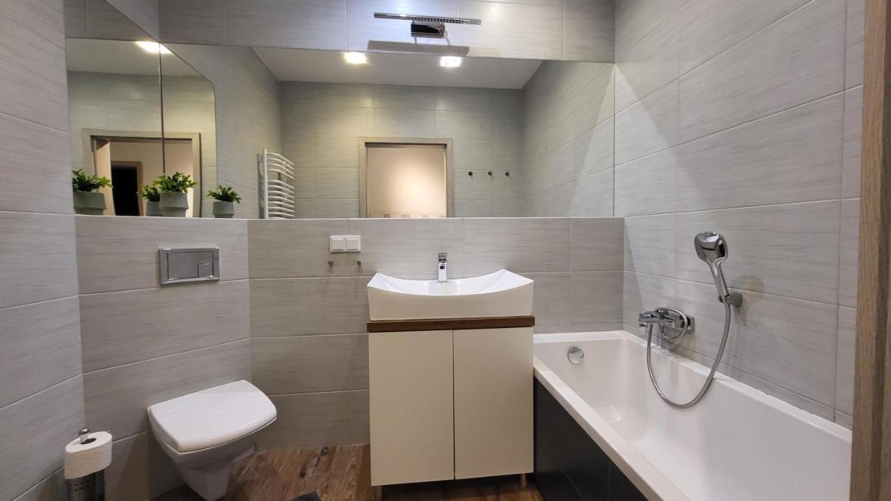 קרקוב Apartament Czerwone Maki מראה חיצוני תמונה